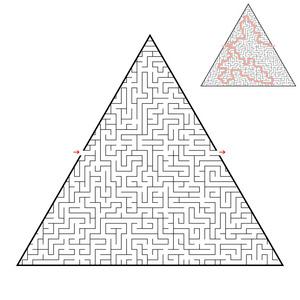 困难的三角形迷宫. 儿童和成年人的游戏. 儿童拼图.