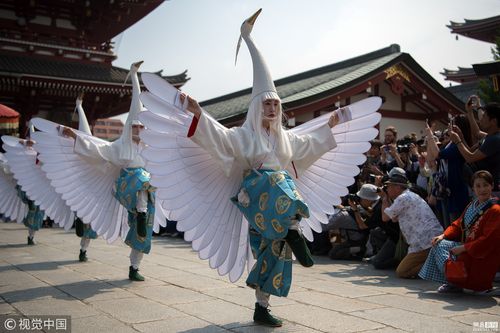 日本最大传统祭祀庆典举行场面壮观