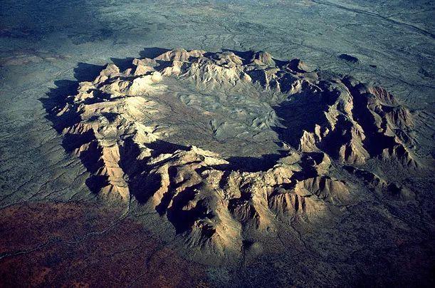 图说地球 ‖ 澳洲最大的撞击坑——戈斯峭壁陨石坑
