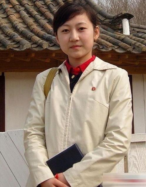 朝鲜:原来漂亮美女靓得冒泡(图)