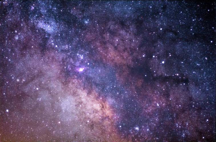 宇宙中有2万亿个星系,我们的银河系有什么特殊的地方?_恒星_生命_研究