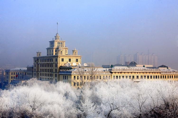 图说哈尔滨各大学的前苏联社会主义民族风格建筑