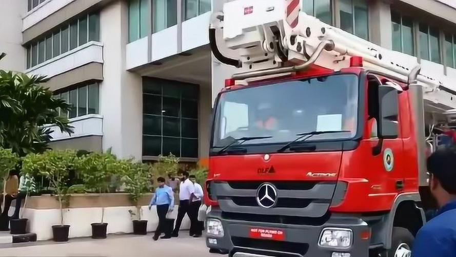 印度消防车,城乡之间的差别