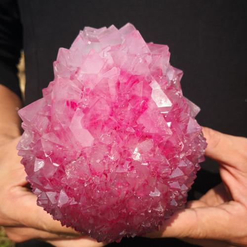 惊人的粉红色钾alum八面体 水晶 - 120×95×0 mm - 1028 g