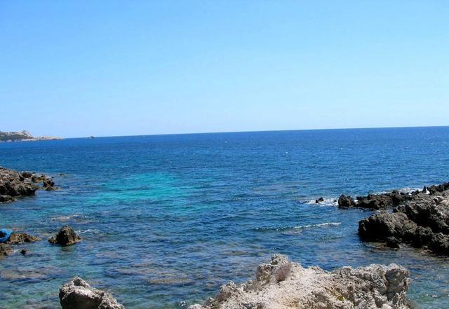 "里海"是世界上沿岸国家最多的湖泊,共有五个国家位于里海沿岸