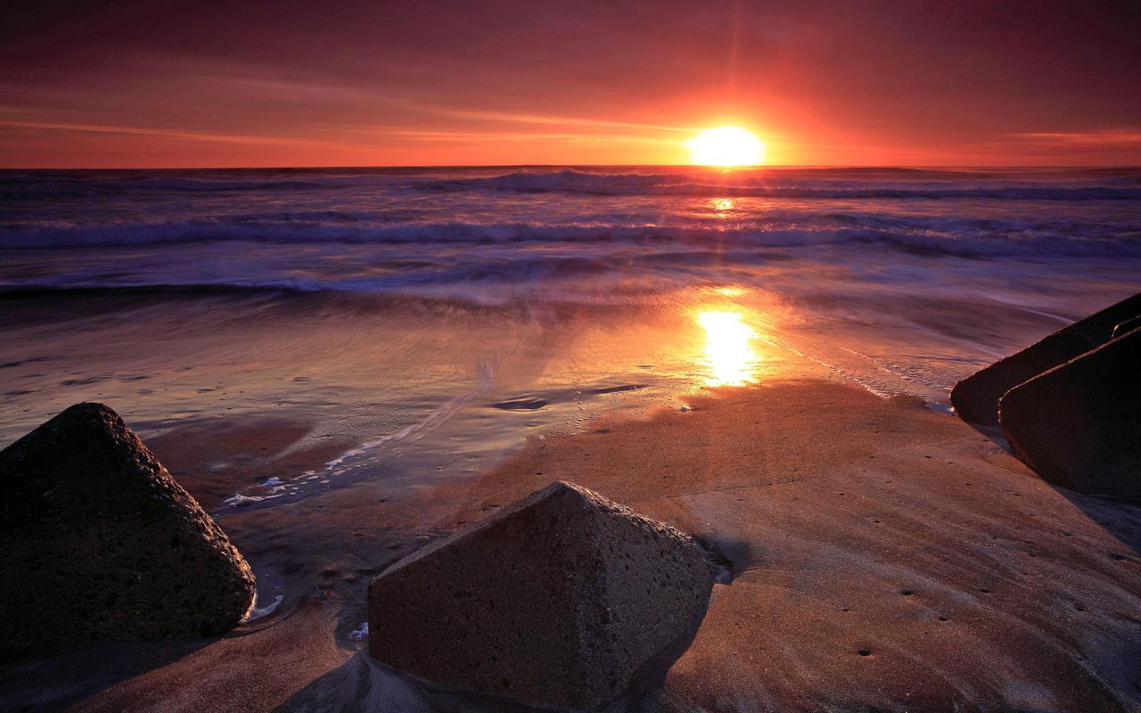 黄昏的大海夕阳风景图片电脑桌面壁纸下载高清大图预览2560x1600_风景