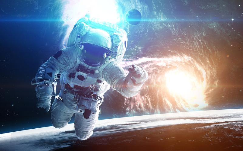 如果宇航员不小心掉进了外太空他们还能存活吗