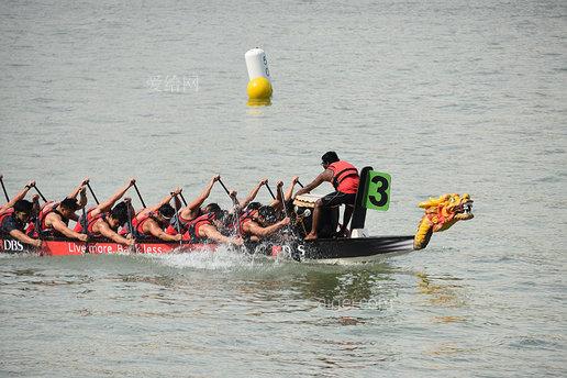 龙舟赛(dragon boat race)