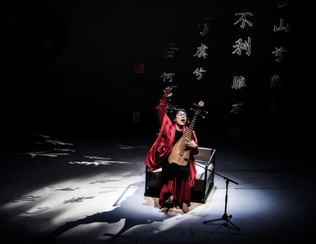 本场音乐会中,上海民族乐团琵琶演奏家俞冰将与7位艺术家好友一同,以
