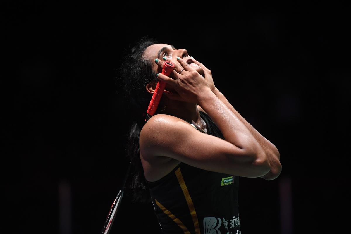 羽毛球世锦赛印度选手辛杜女单夺冠