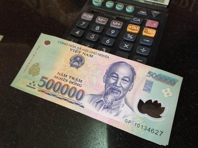 2003年首发版的越南盾纸币有:10000越南盾,20000越南盾,50000越南盾