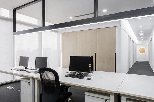 现代办公室装修效果图|背景墙|移门|灯带|对比色_网易订阅