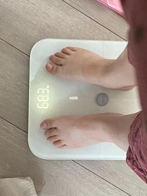 秤坏了,一个月没称体重我直接飚到68kg94完了孕检又要被医生教育了