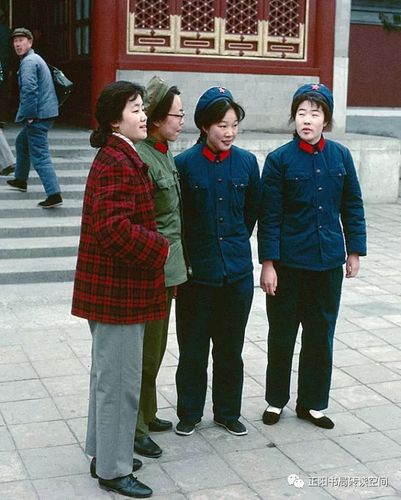 旧影回到过去1980年那熟悉又陌生的北京城
