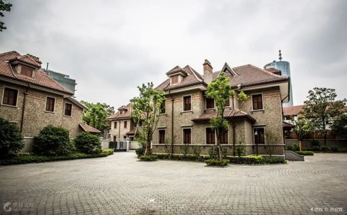 李佳琦13亿买上海豪宅房似锦15亿卖上海老洋房和这些真正的上海豪宅比