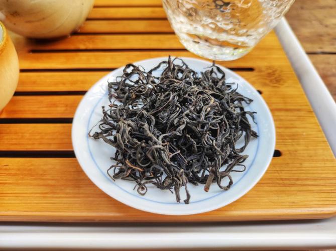 宅家运动打卡季 #笔记灵感四川红茶凭借优良的茶树品种,适宜的生长