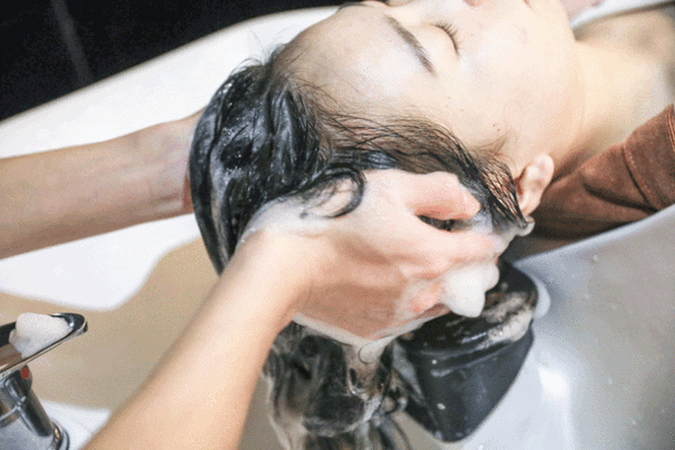 理发店洗头更干净的秘密找到了有了它在家享受顶级洗头服务
