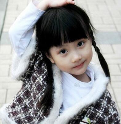 小女孩齐刘海发型造型 漂亮又迷人(3)_儿童发型_西子美发网