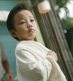   钟绍图,2001年10月13日出生于中国香港,童星小演员.