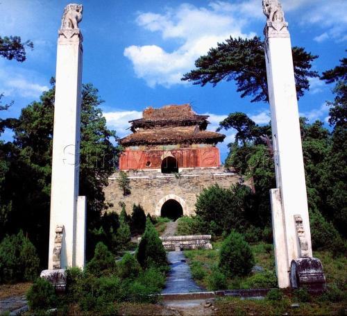 明朝第十五代皇帝朱由校和皇后张氏的合葬陵寝,北京市昌平明德陵