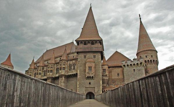 中世纪欧洲城堡建筑艺术
