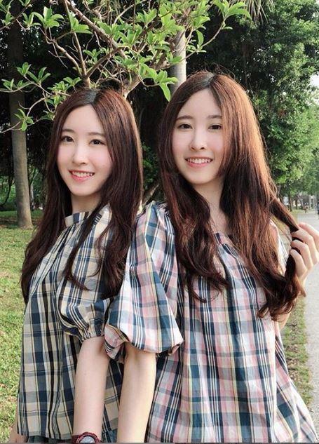 全球网友都在等她们长大的美女双胞胎颜值逆天还考上清华大学