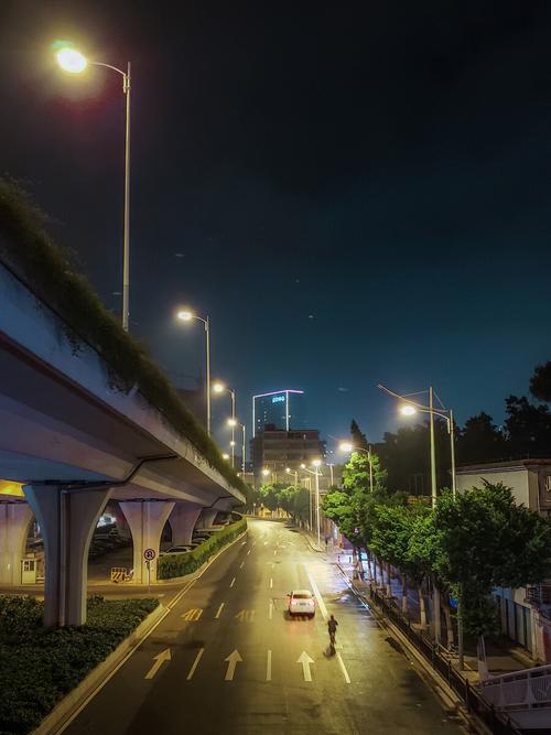 城市·夜晚vivo影像 手机摄影大赛vivo影像 ——夜景马路运输系统
