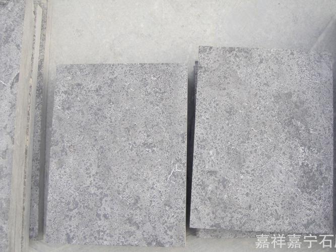 【】青石板 天然石灰岩板材生产厂家 景区防滑道剁斧面石材