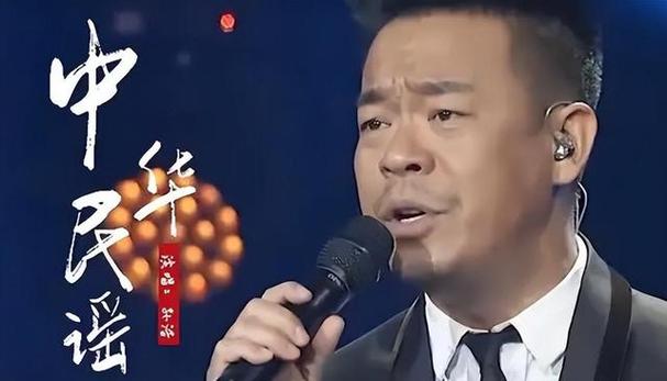 他曾经是中央电视台春节联欢晚会的常客,以歌曲《中华民谣》《阳光