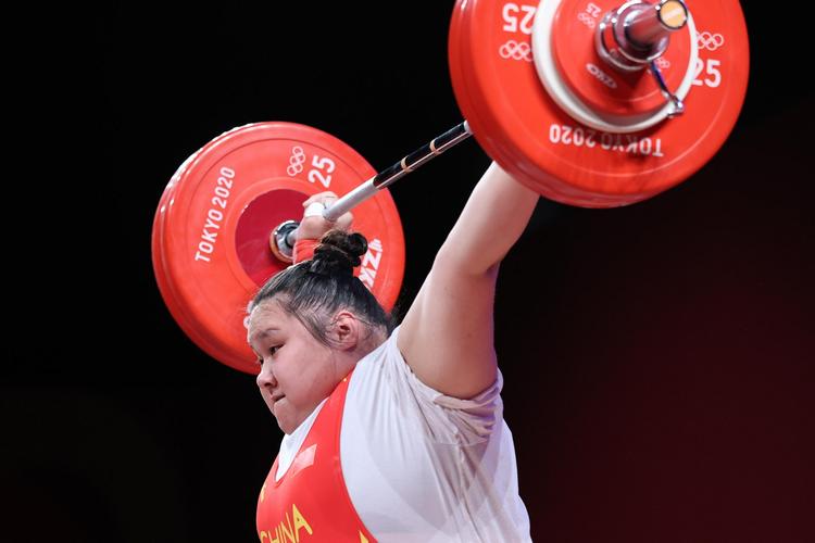 举重——李雯雯出战女子87公斤以上级比赛