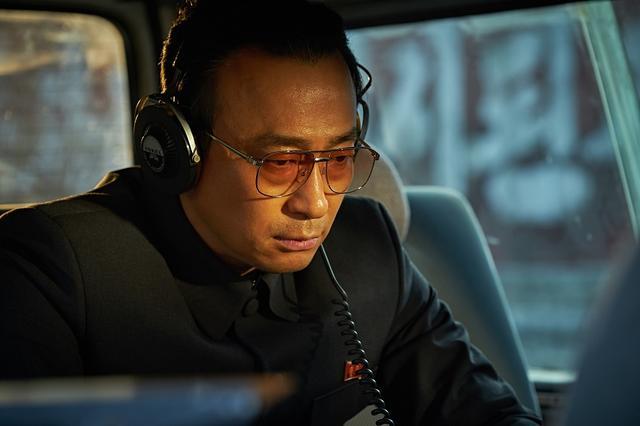 李孝利亲自客串的韩国高分间谍影片《特工》,这几个问题需要知道
