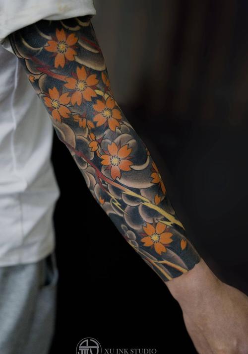 樱花花臂纹身图片手臂新传统纹身图案