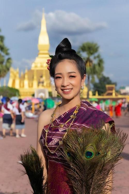 视界|老挝庆祝塔銮节