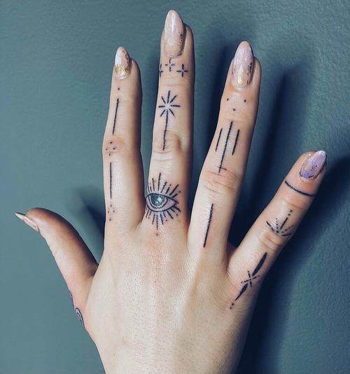 37款女生手指纹身图案推荐,彰显你的个人风采