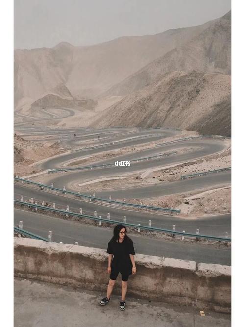 新疆南疆盘龙古道瓦罕走廊