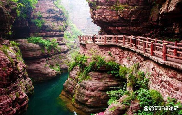 河南,一个旅游大省,5a景区占了14个,既有人文景点又有自然景区,个个叫