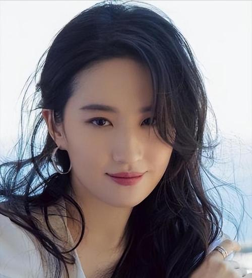 中国最美女演员前十名(中国最美女演员)-天晟网