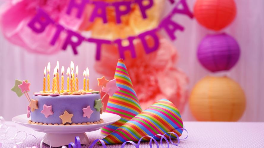 生日快乐,蛋糕,五颜六色的装饰,蜡烛,火焰 壁纸 | 3840x2160 uhd 4k极
