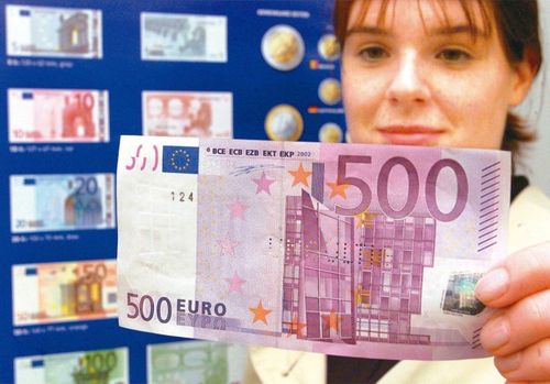 有十七国从廿七日起不再发行五百欧元(约台币一点七万元)大钞,但德国