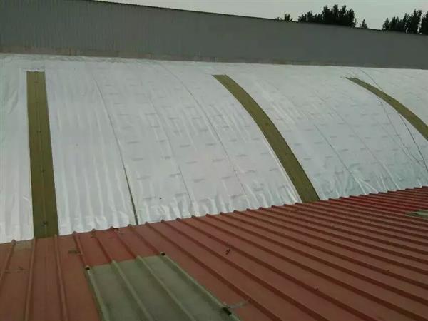 屋面楼顶防晒隔热降温材料     防晒隔热,防水补漏毯    产品介绍