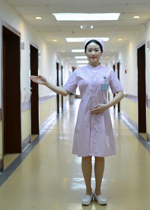 德阳市人民医院2017年5.12护士节系列活动―护士礼仪规范