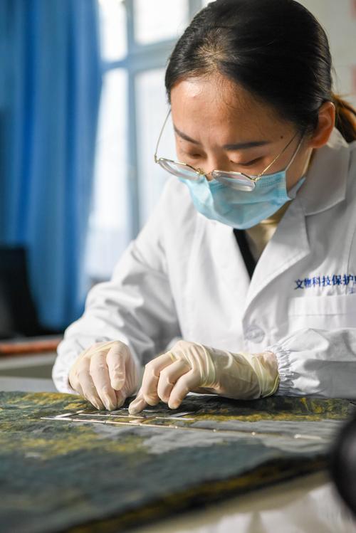 新疆五个馆藏文物保护修复项目结项