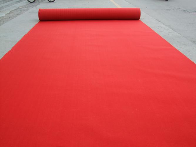 开业婚庆展览展会庆典普通一次性大红地毯条纹拉绒量大从