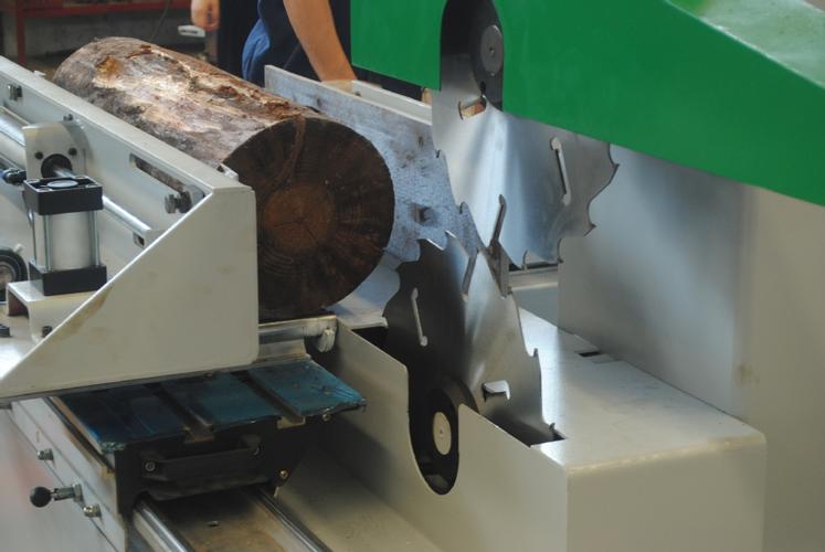 表锯机木cutting 木锯机木锯机台锯木工