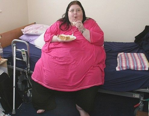 "英国最胖女人"4年未出家门 想减重做母亲