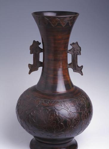 纯手工雕刻礼品工艺品 陶瓷花瓶 高档工艺品礼品 陶器制作 收藏品-软