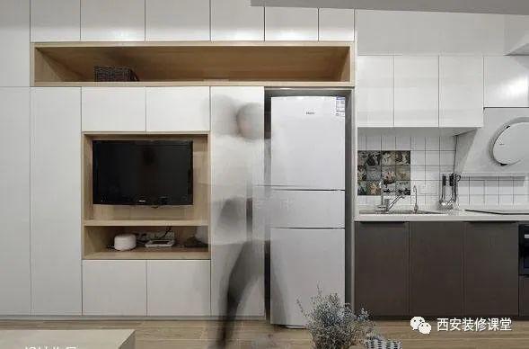 冰箱只能放客厅,怎么做更美观?3.2|收纳柜|沙发|电视墙_网易订阅