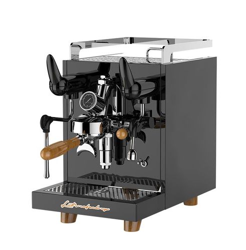 机逐渐成为咖啡机制造商的新战场,而格米莱也运用了其生产anza的经验