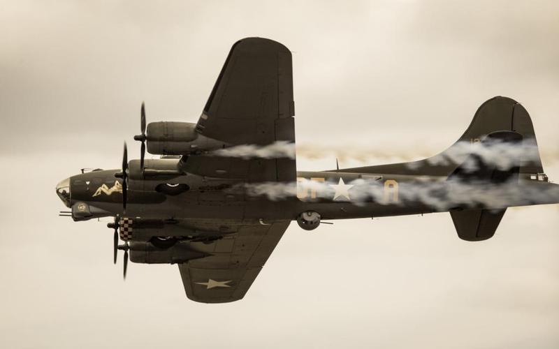 壁纸轰炸机重四引擎飞行要塞飞行堡垒波音b17