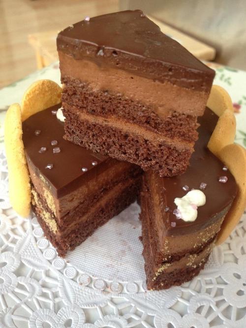 巧克力慕斯(需提前24小时预定.) - mum`s cake